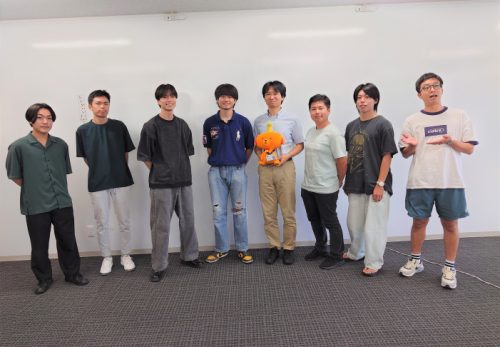 所属する義久研究室のメンバーでラジオに出演しました。